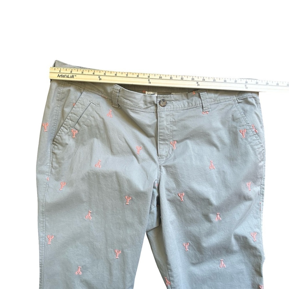 Old Navy Women’s Khaki Pants Size 16 Reg with Embroidered Coral Lobster Print - Picture 4 of 8